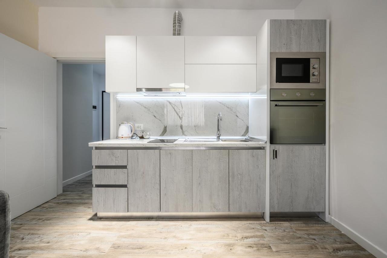 Miku Apartment-City Walk 1Bd Stylish Apartment Tiranë Ngoại thất bức ảnh