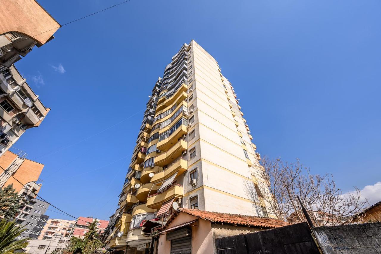Miku Apartment-City Walk 1Bd Stylish Apartment Tiranë Ngoại thất bức ảnh