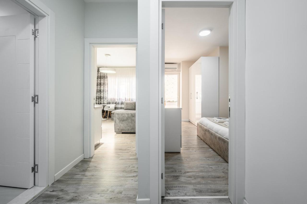 Miku Apartment-City Walk 1Bd Stylish Apartment Tiranë Ngoại thất bức ảnh